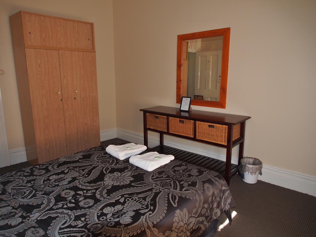 Great Central Hotel Глен Инес Екстериор снимка