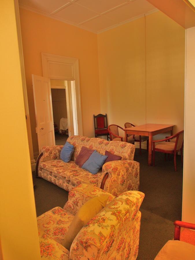 Great Central Hotel Глен Инес Екстериор снимка